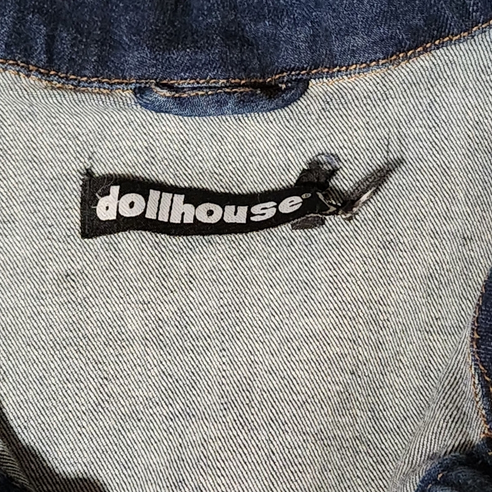 Dollhouse Womens Sz 1X Denim Jacket Blue Distressed Dark Wash Stretch Pockets - Picture 10 of 14